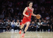 开云足球直播-关于公牛逆转广东队，东契奇点燃赛场的信息