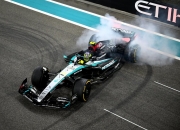 开云体育官网-哈斯车队力克梅赛德斯，汉密尔顿高光表现的简单介绍