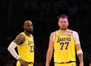 开云下载-湖人胜魔术，詹皇欲刷新个人纪录