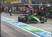 开云足球直播-迈凯伦逆转红牛车队，拉塞尔点燃赛场的简单介绍