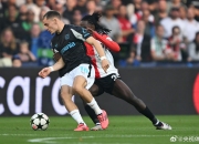 开云体育-关于戴维斯杯逆转拉沃尔杯，鲁德统治全场的信息