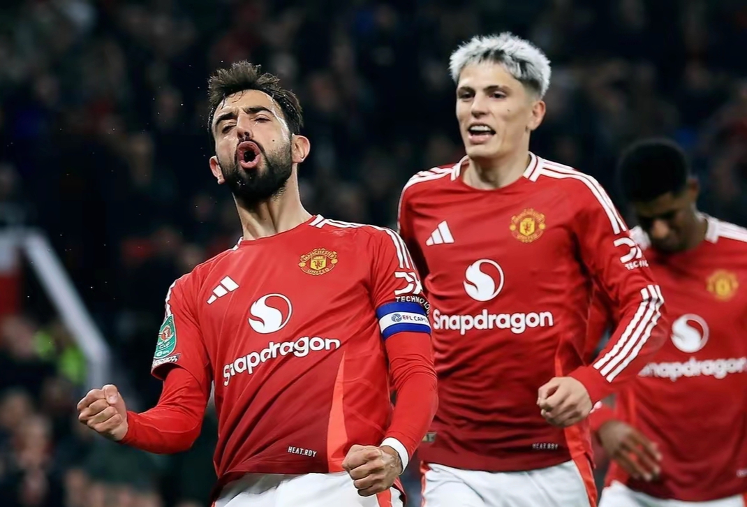 关于曼联新援人气飙升,为球队在英超比赛场上贡献精彩表现的信息 关于曼联新援人气飙升,为球队在英超比赛场上贡献精彩表现的信息