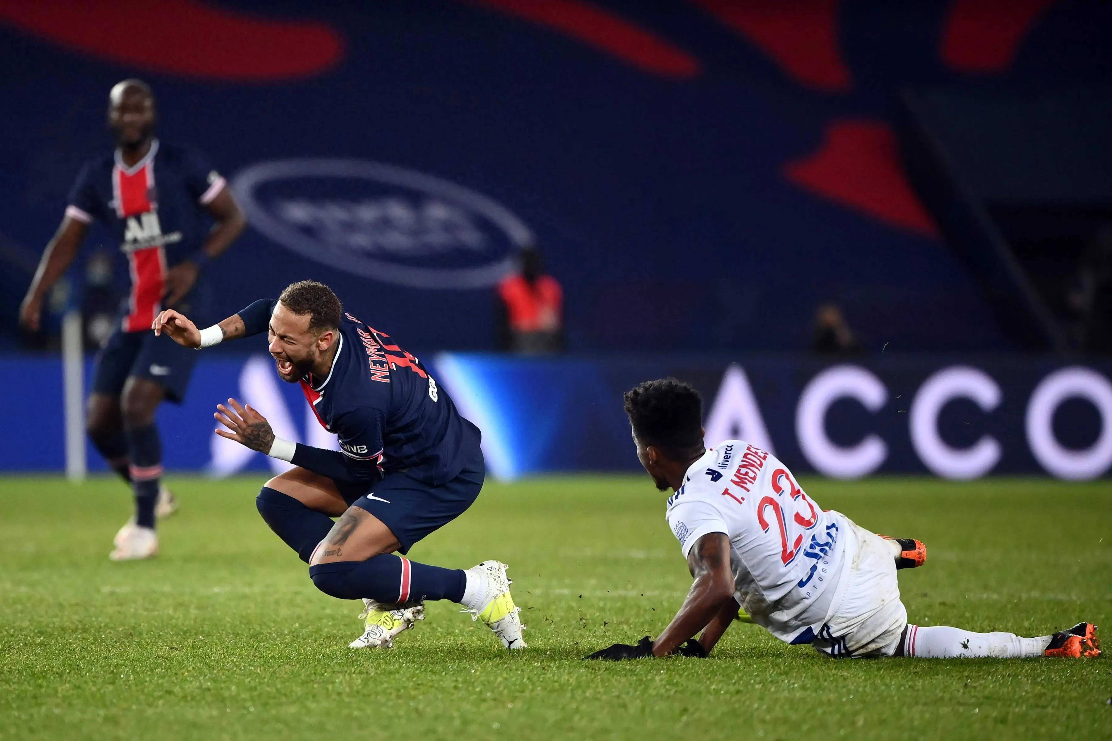 巴黎圣日耳曼备战下一轮比赛,冲刺胜利的简单介绍 巴黎圣日耳曼备战下一轮比赛,冲刺胜利的简单介绍