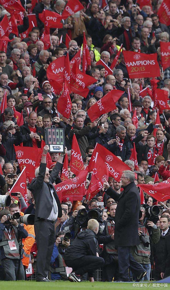 曼联在主场绝地反击，实现完美战绩