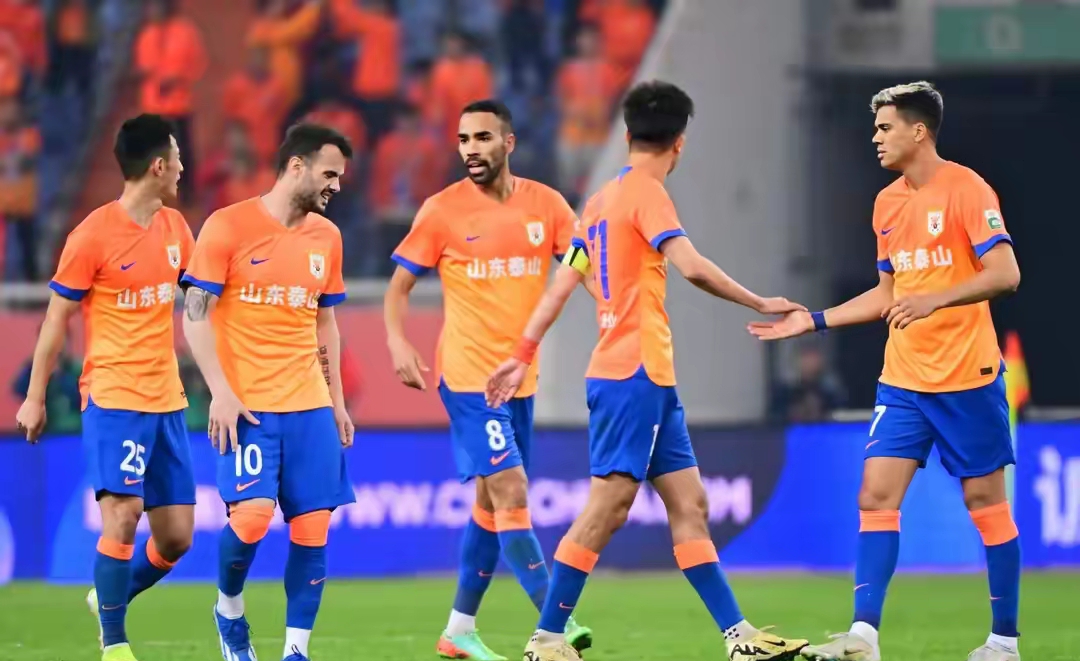 包含泰国球队加时赛打入关键一球的词条