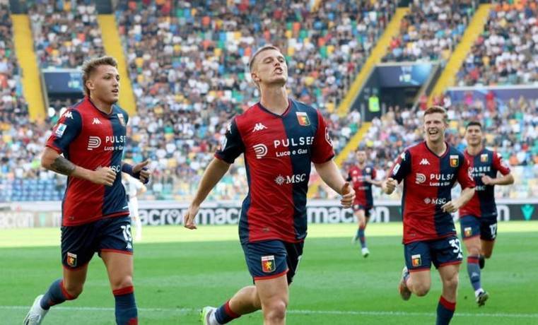 包含热那亚客场-小胜帕尔马，保持不败纪录的词条