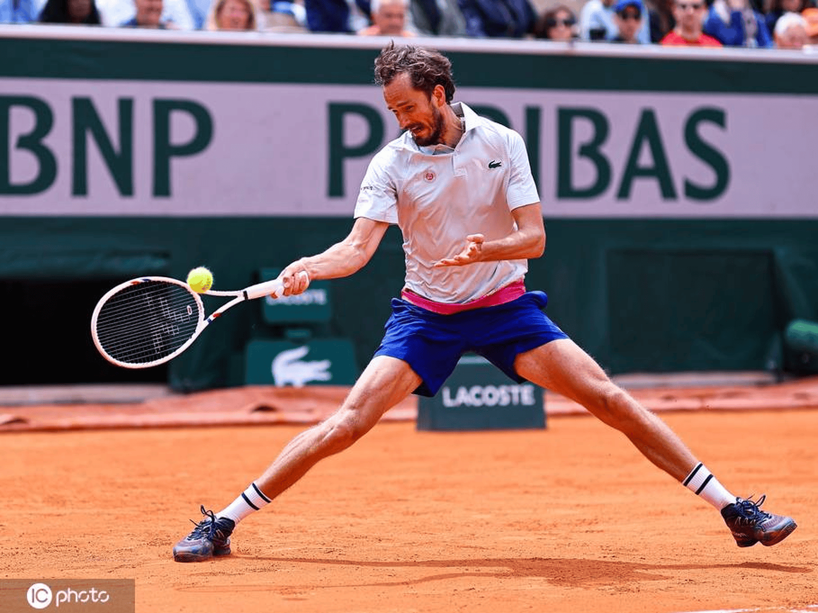 法网鏖战温网，梅德韦杰夫状态火热的简单介绍