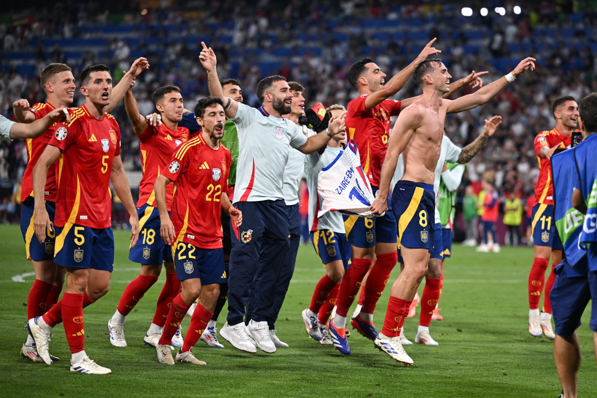 哥伦比亚小将闪耀，助球队晋级