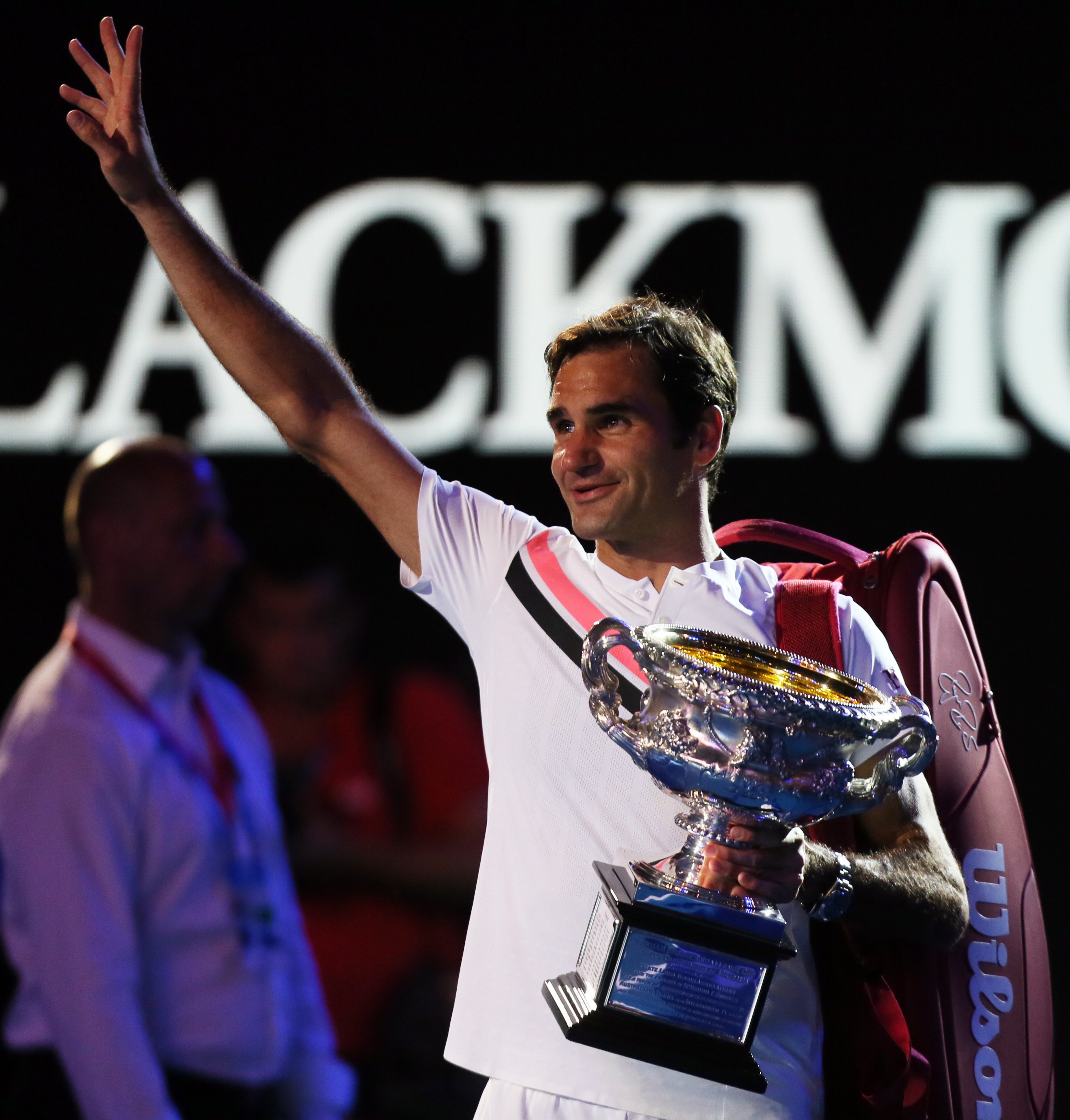 意大利网球队爆冷欧洲网球队，费德勒惊艳世界的简单介绍