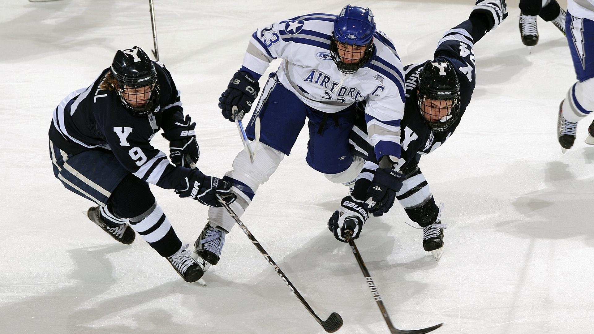 世界杯之夜，拉梅洛用防守艺术锁死对手，诠释现代篮球新定义